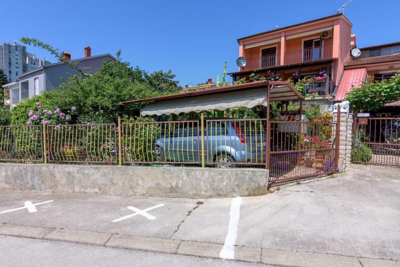 Apartments With A Parking Space Pula - 16053 Luaran gambar